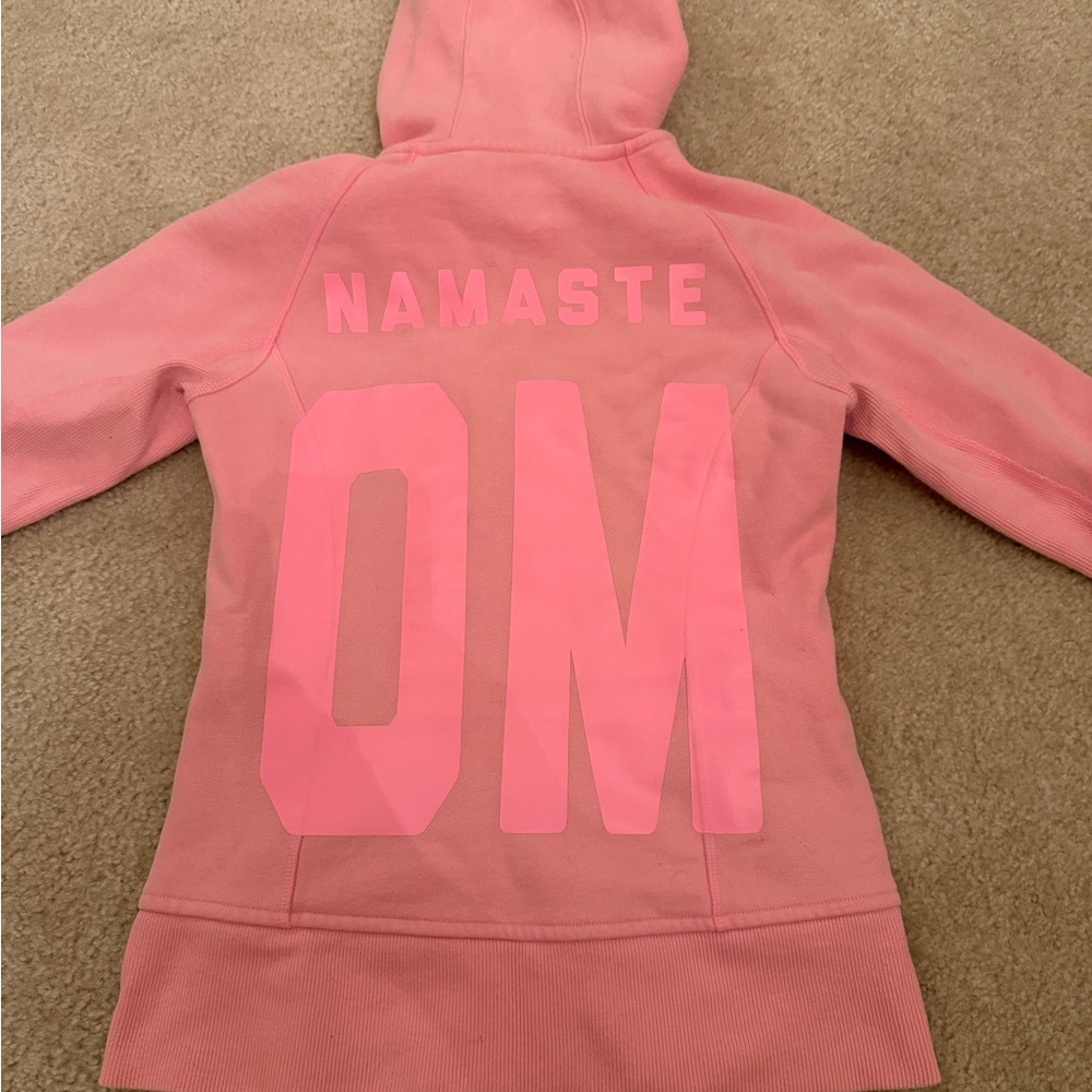 Lululemon Limited Edition Namaste Om Scuba - NWOT - Picture 10 of 12